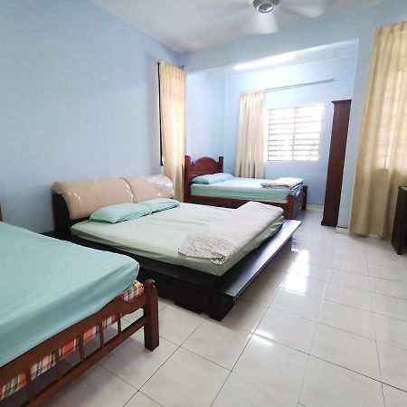 Jen Pd Homestay - Unique, Antique House No Wifi Port Dickson Exterior foto