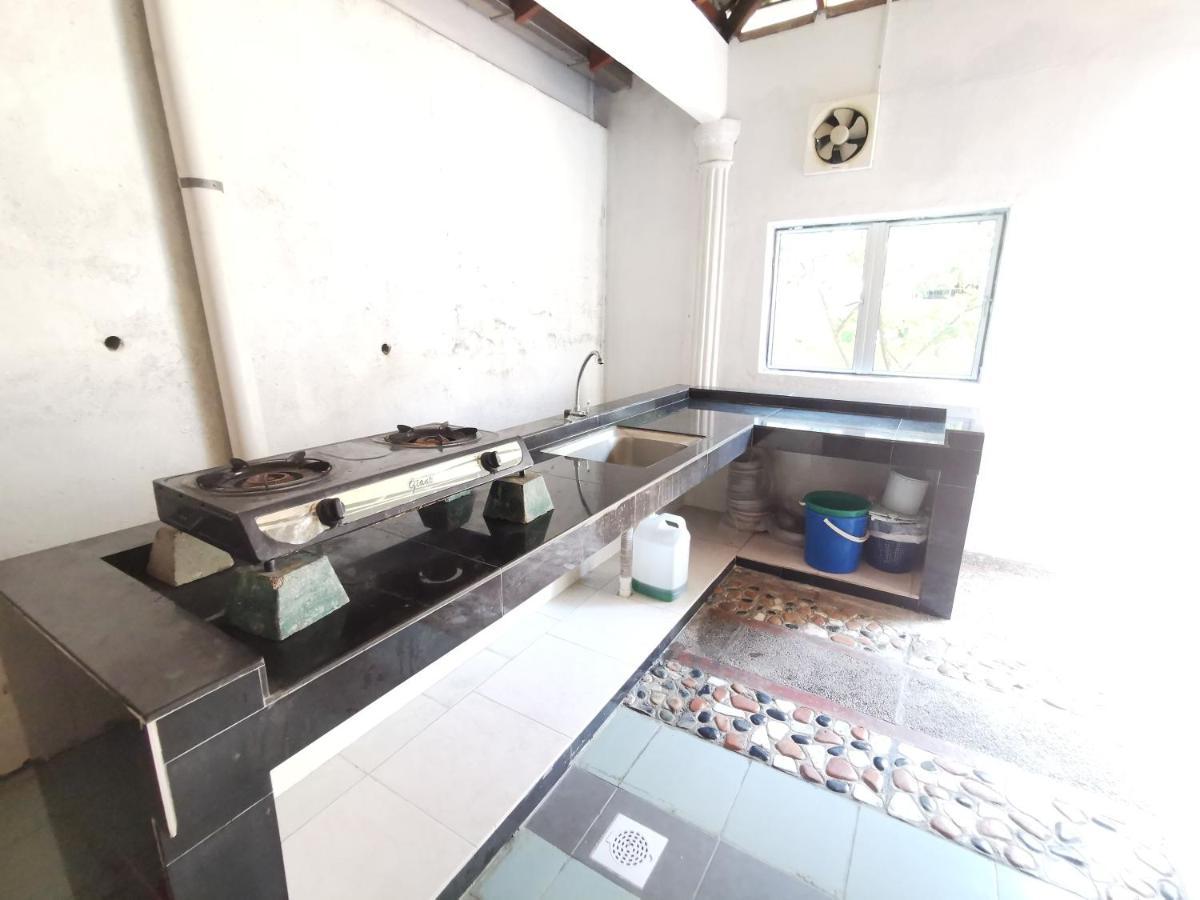 Jen Pd Homestay - Unique, Antique House No Wifi Port Dickson Exterior foto